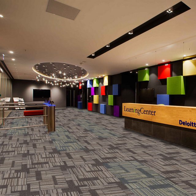 Craft your vision custom commercial carpet tiles (4) Craft your vision custom commercial carpet tiles (4)