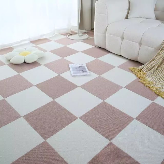 Custom residential carpet tiles tailored for your home (4)